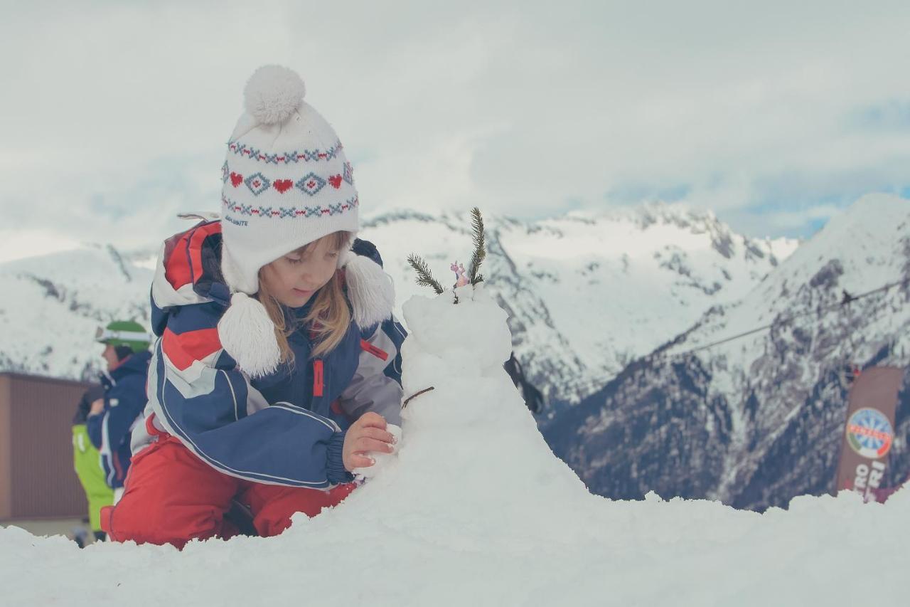 Olympic Regina Hotel Pinzolo Eksteriør bilde