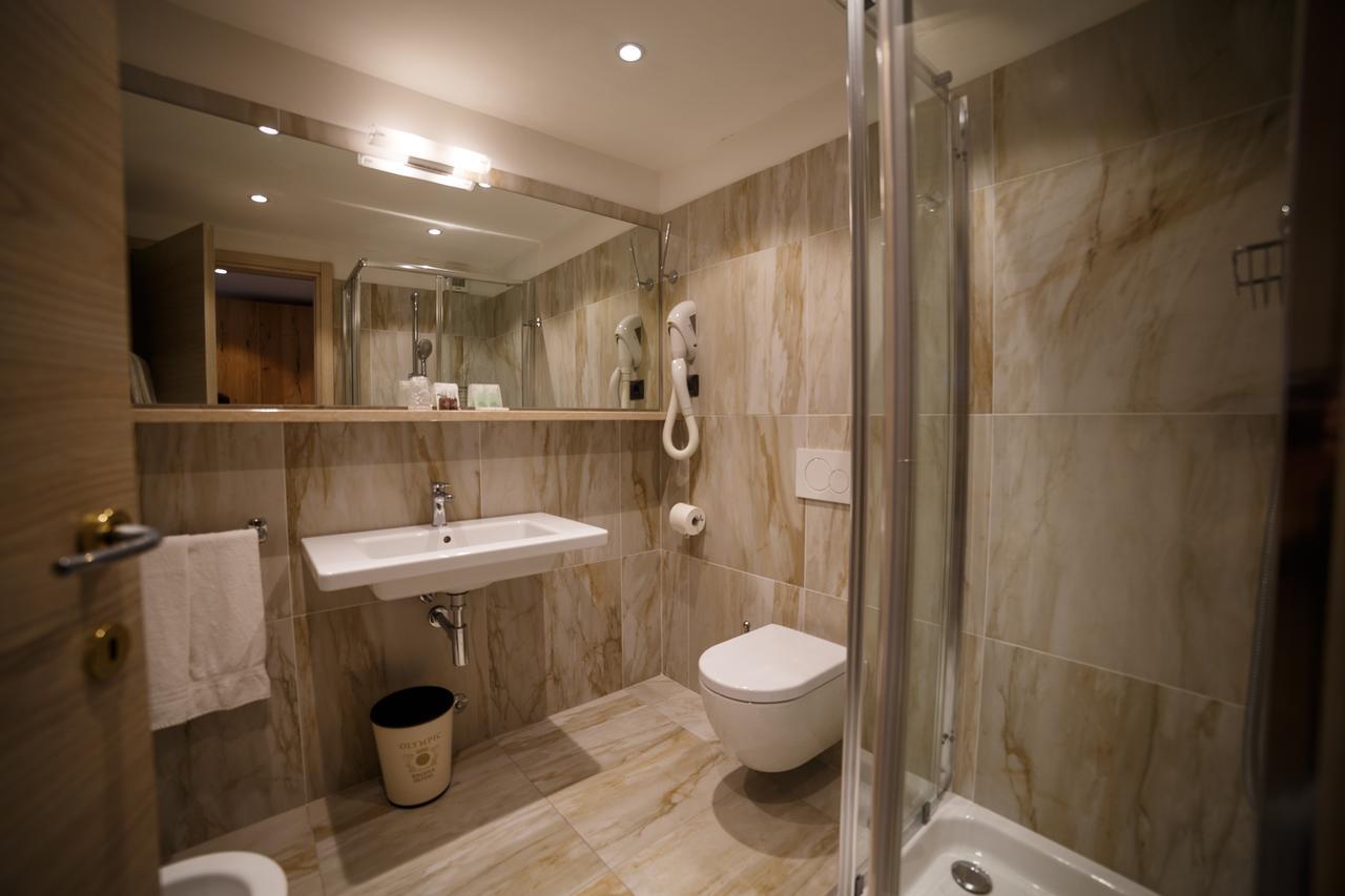Olympic Regina Hotel Pinzolo Eksteriør bilde